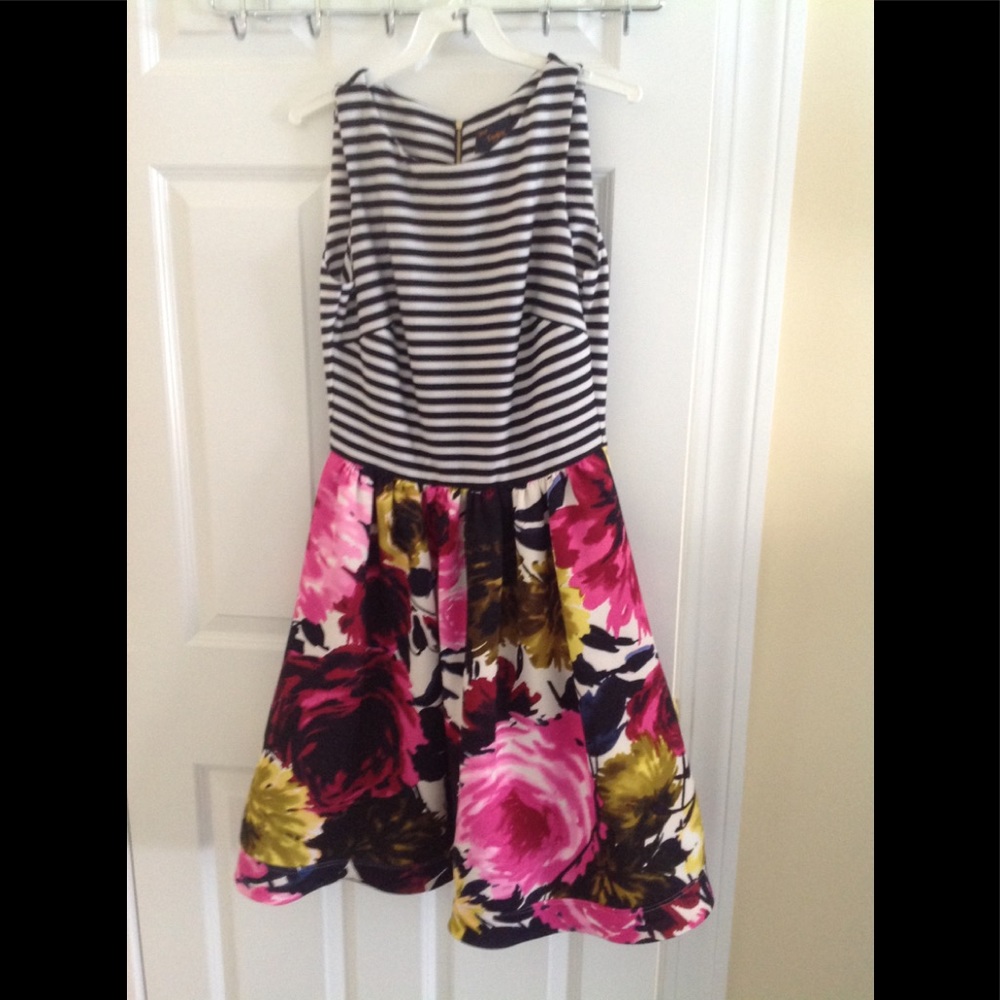 Just Taylor Dress size 8